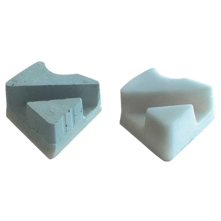 AT-02  馬蹄型磨料 